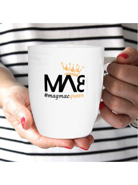 Biały kubek z logo magmacqueen 2