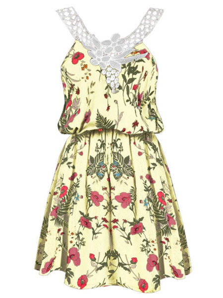 Kwiecista sukienka na koronkowych ramiączkach