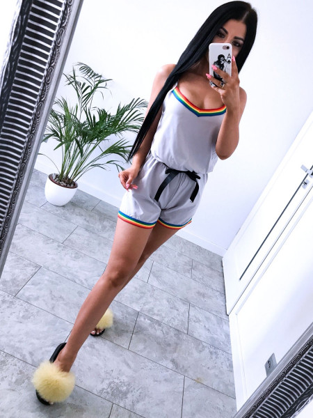 Modny kombinezon z lampasem...