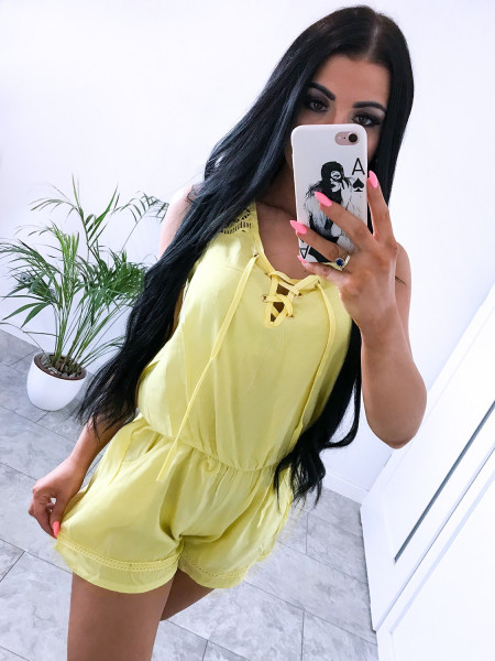 Letni kombinezon z gipiurą...