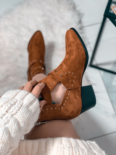 Karmelowe botki na obcasie 2