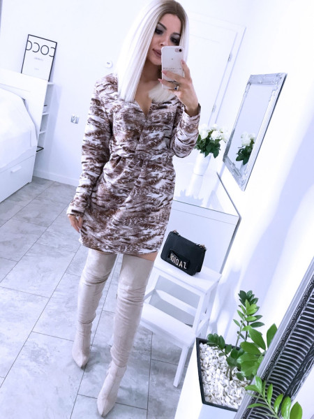 Sukienka w print z przekładanym dekoltem AMBER - wzór 10 2