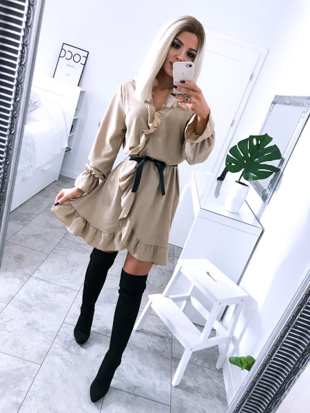 Przekładana sukienka z falbanami Julissa- latte