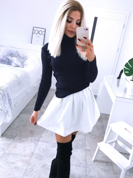 Dopasowany sweterek ze...