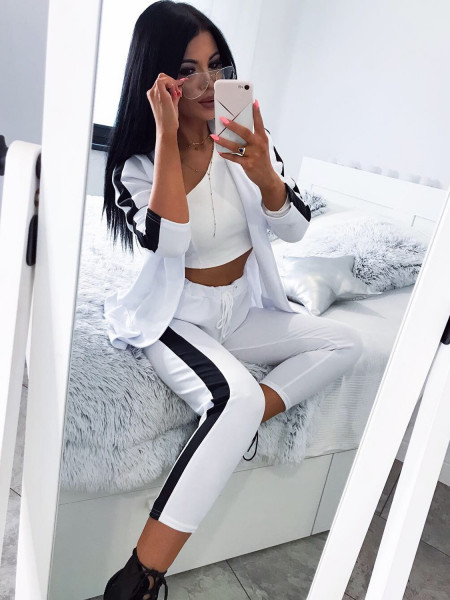 Kobiecy garnitur z modnym lampasem MAYRA