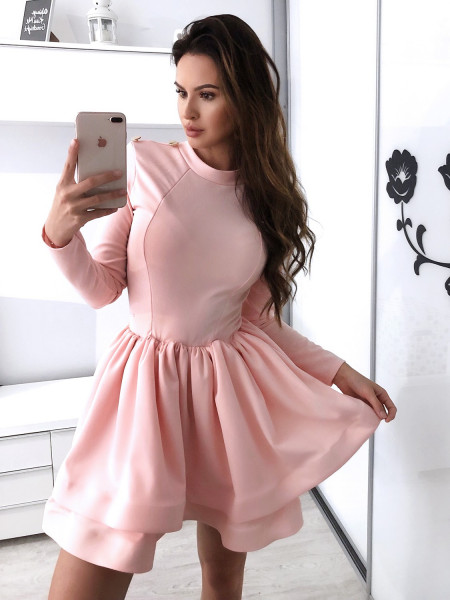 Rozkloszowana sukienka...