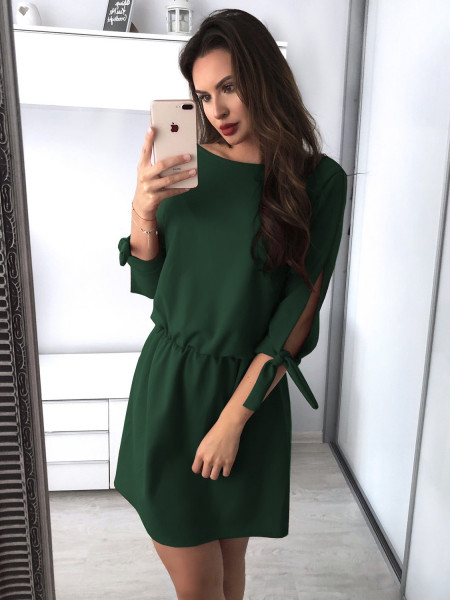 Sukienka mini z wiązaniem MARCJANNA - butelkowa zieleń