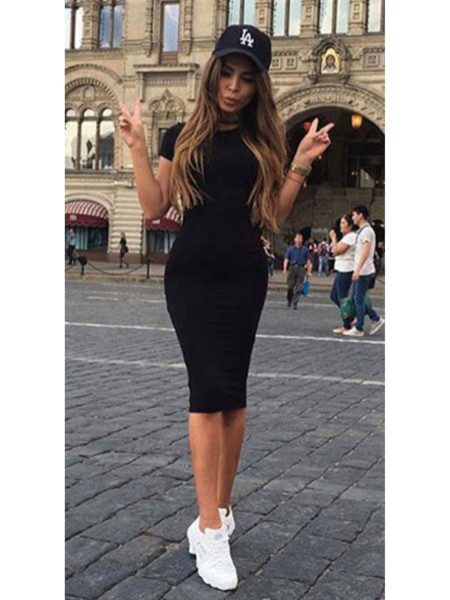 Kobieca dresowa sukienka...