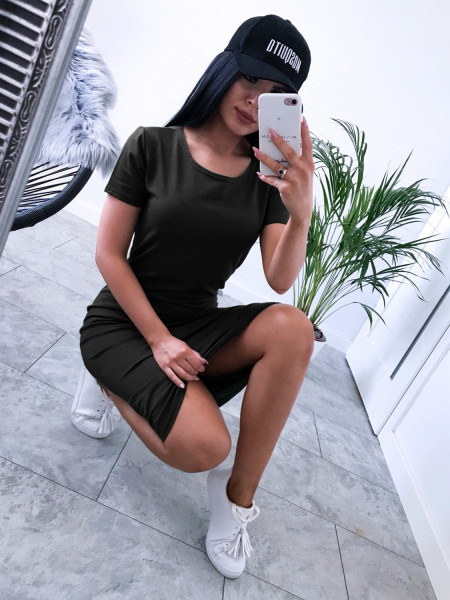 Dopasowana sukienka midi... 2