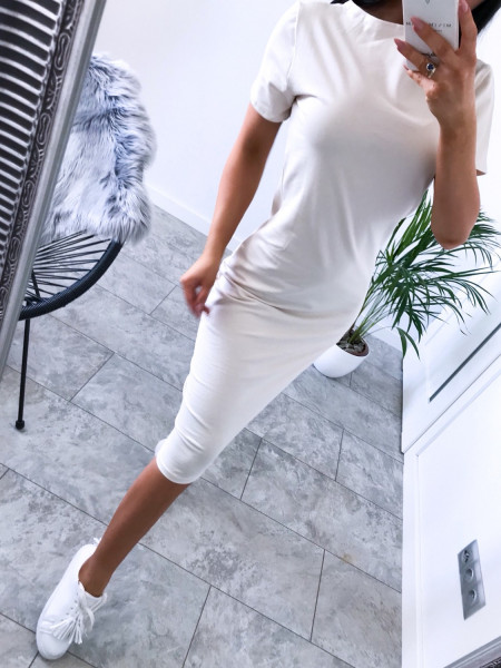 Dopasowana sukienka midi... 2