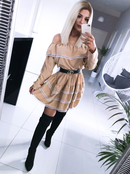 Rozkloszowana sukienka z falbankami CATRINE - beż 2