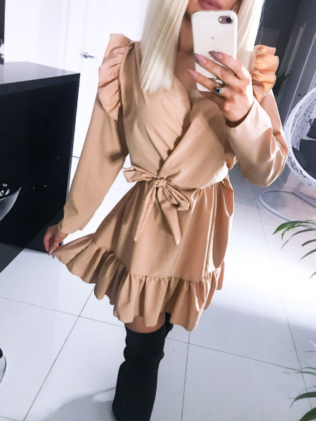 Rozkloszowana sukienka z...