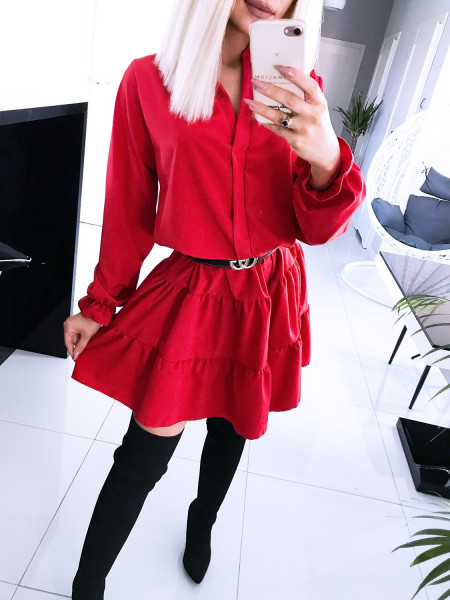 Rozkloszowana sukienka z dekoltem v MARINA - malina